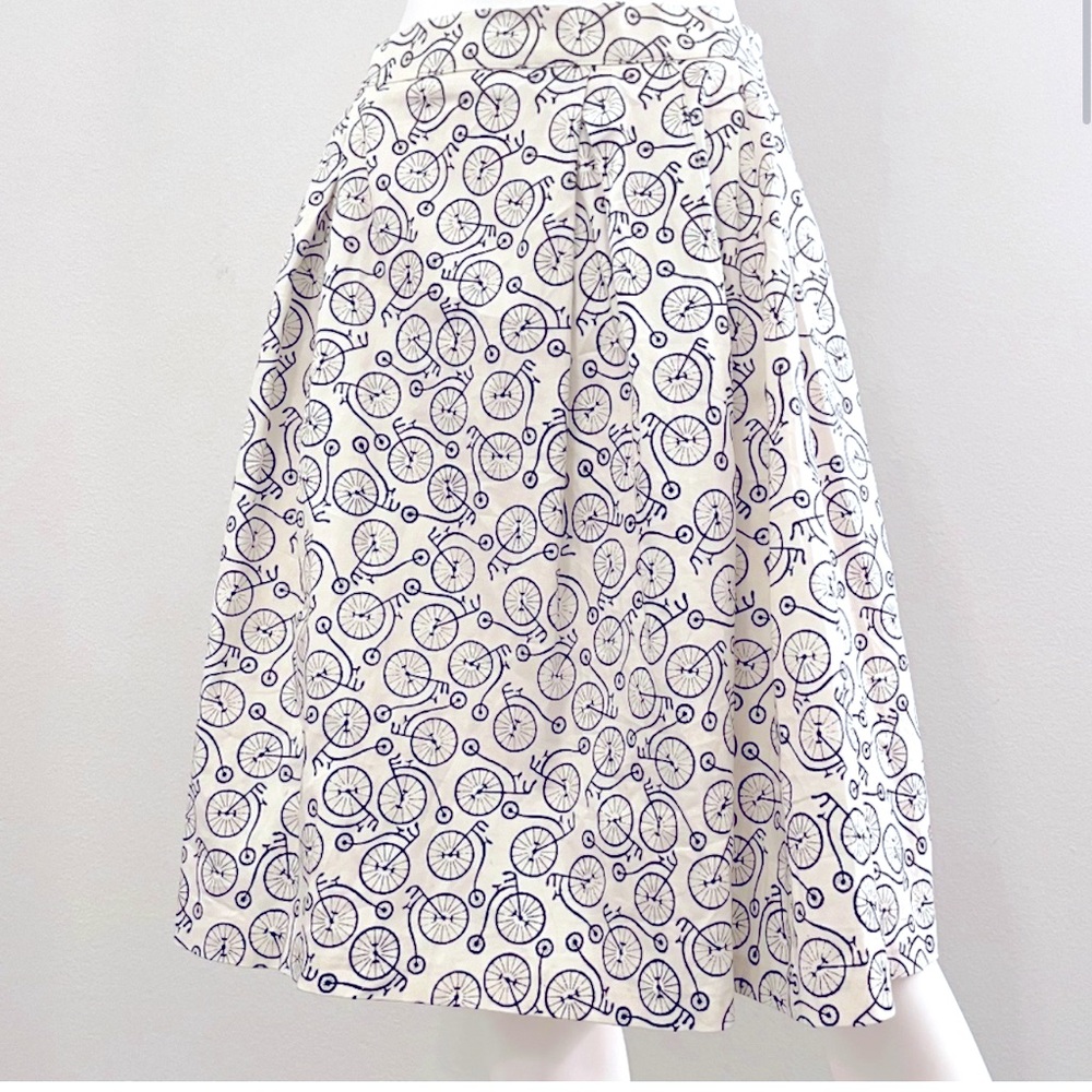 Varga Vintage Black and White Bicycle Print Skirt